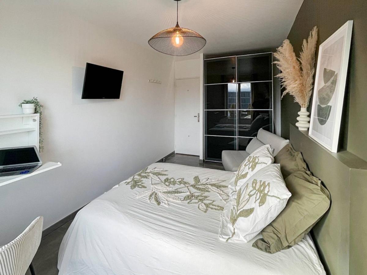 Auteuil • 4 Chambres • Wifi • Metro A 400M Рен Екстериор снимка