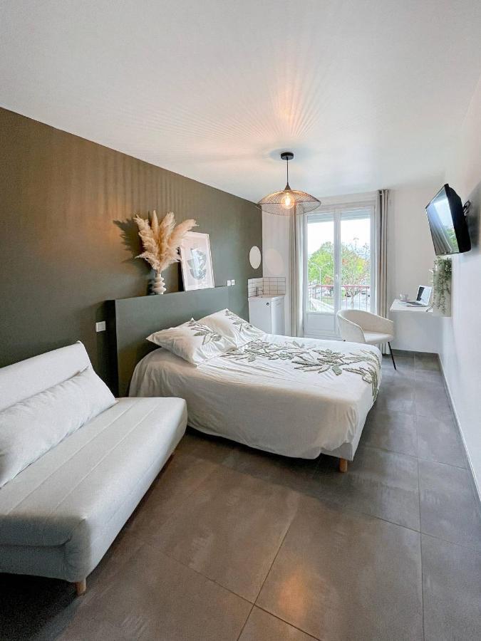 Auteuil • 4 Chambres • Wifi • Metro A 400M Рен Екстериор снимка